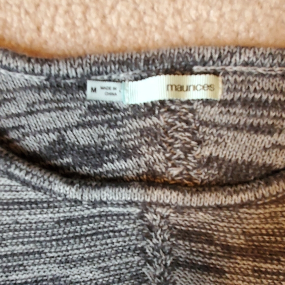 Maurices sweater size Medium - Picture 7 of 8